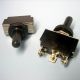 TUIMELSCHAKELAAR INBOUW 1-0-1 PULS 250VAC 15A AFMETING:33.5X